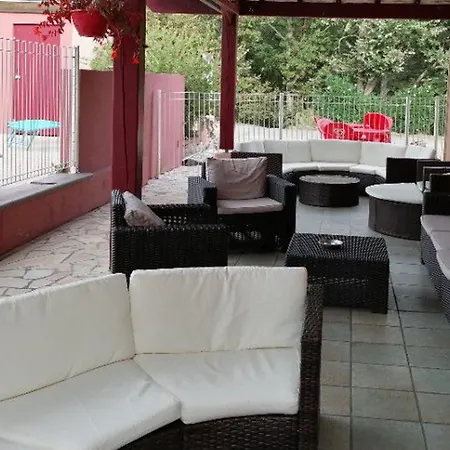 Camping Mobil-home Avec Terrasse Accès Handicapé Au Boulou - Api-1-52-641 *